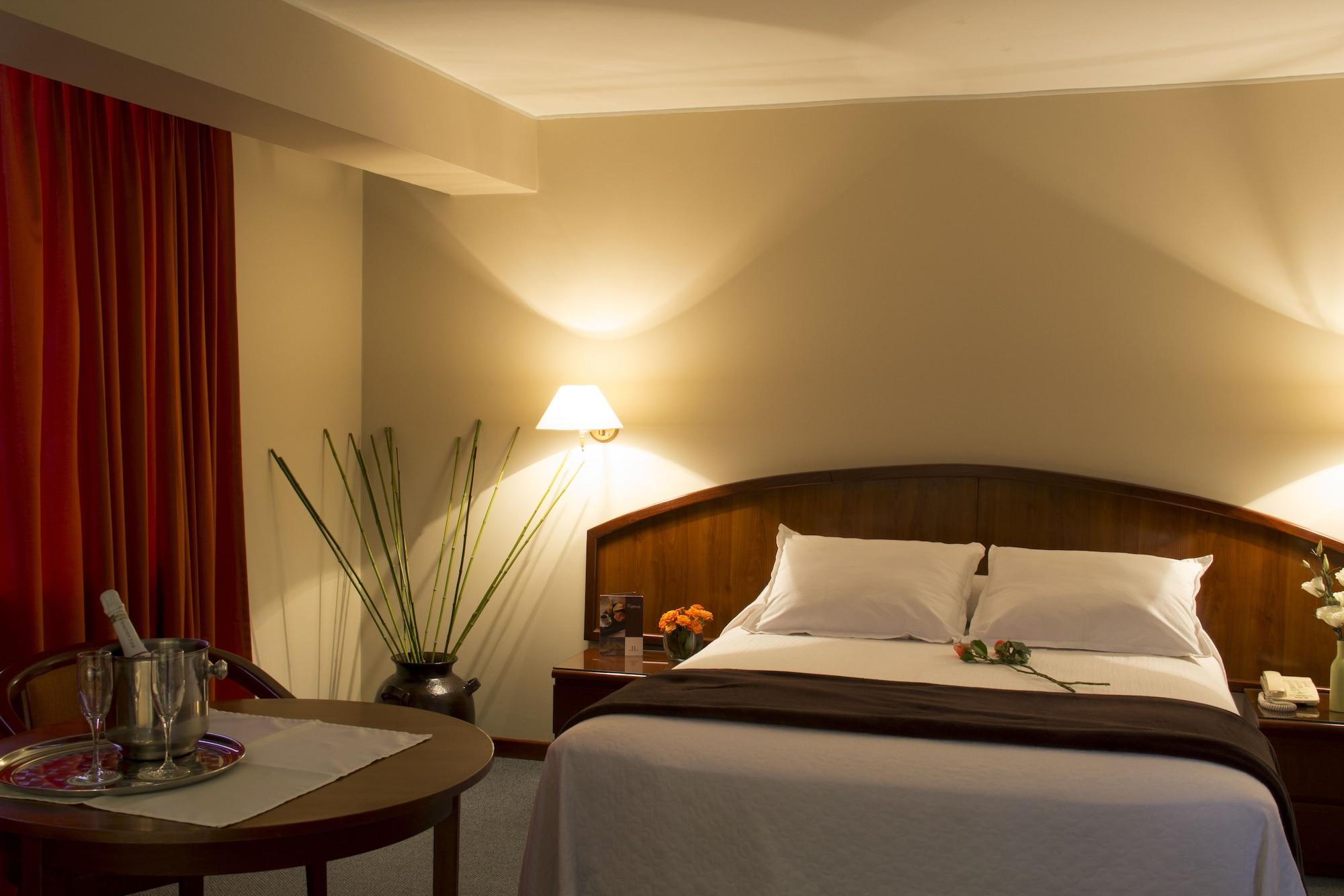 Hotel Park Suites Lima Zewnętrze zdjęcie